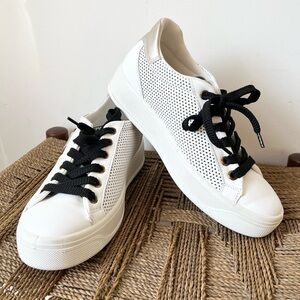 IGI&CO Shoes Women’s 7.5 Nappa Soft Bianca Nero Sneakers White Black